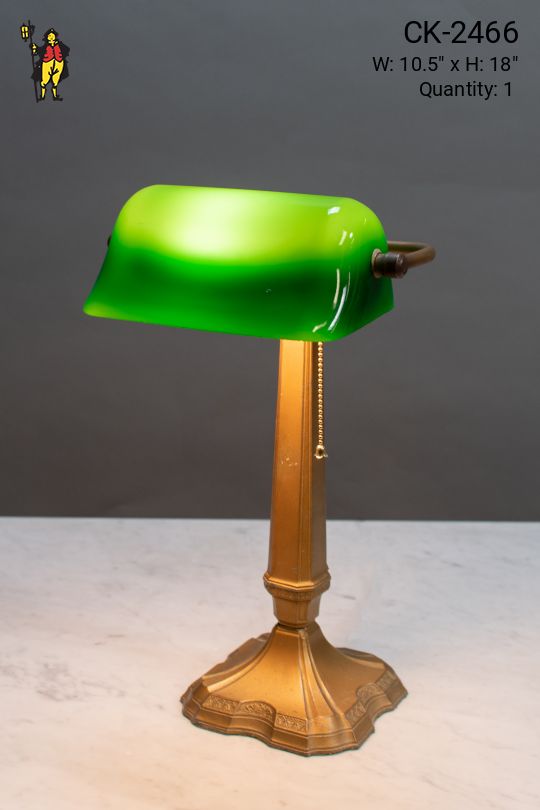 Traditional Banker's Lamp