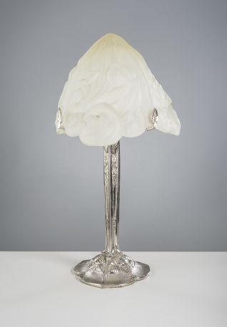 Nickel Table Lamp w/Frosted Molded Glass Shade